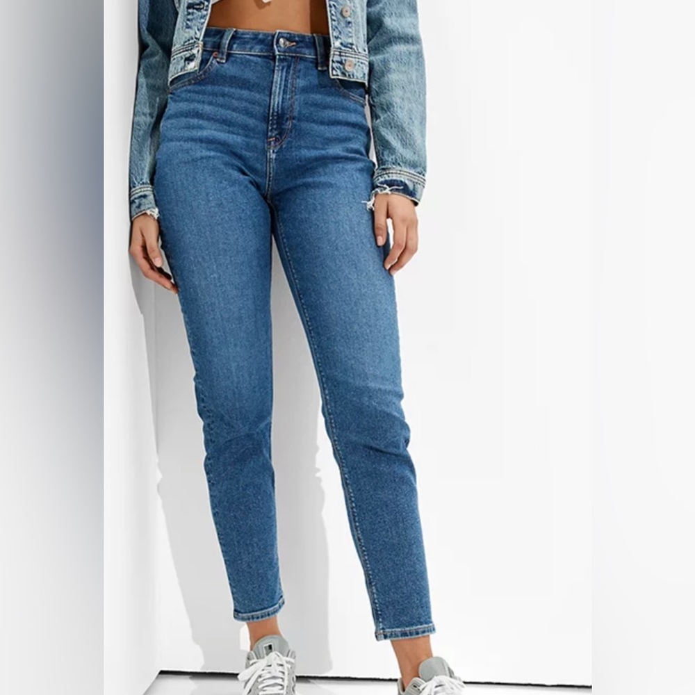 American Eagle AE Stretch Mom Jeans Women’s Size 00 Short